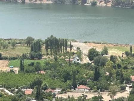 Grundstück Zum Verkauf In Çandır Mit Seeblick