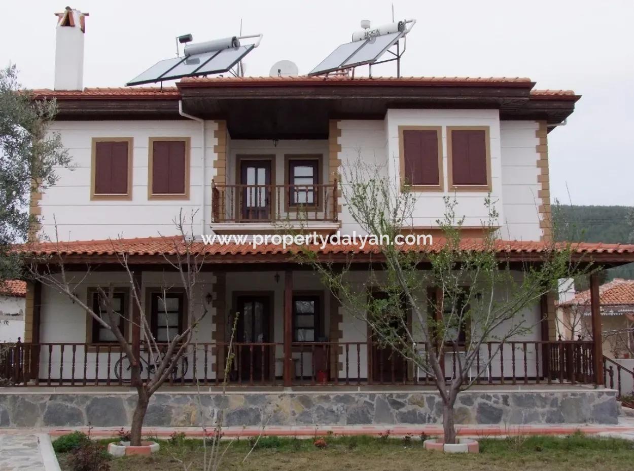 Plot 4 Sale In La Luxury Villa For Sale In Urla Within 1078M2 Custom Made Villa 1