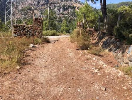 Göcek'de Satılık Arsa Göcekde Turizm İmarlı Deniz Manzaralı Satılık Arsa